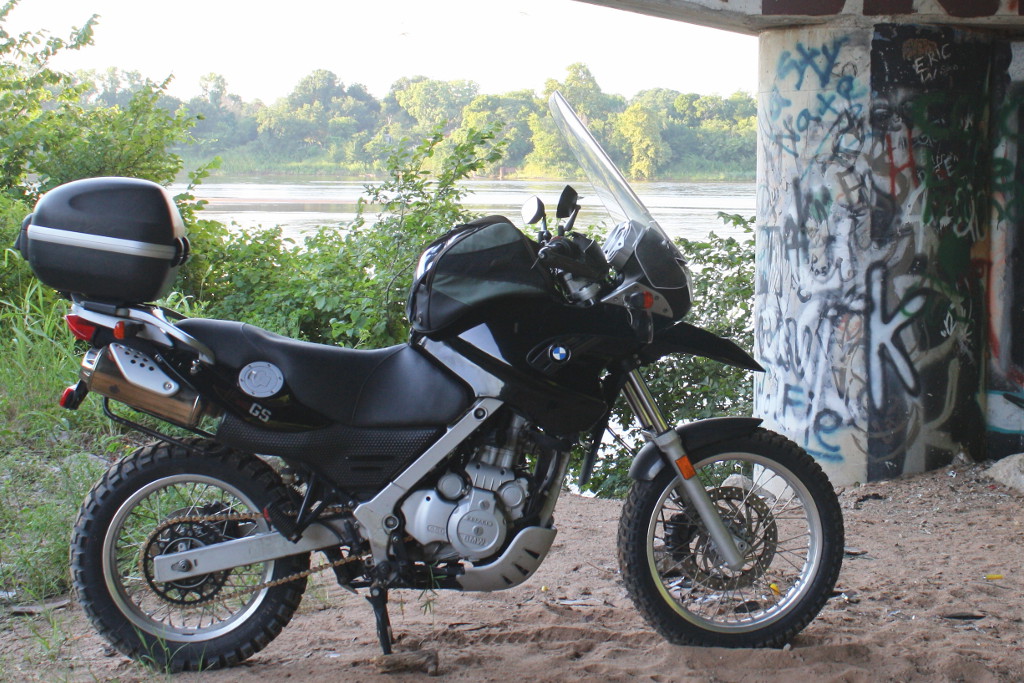 F650GS (now with knobbies)